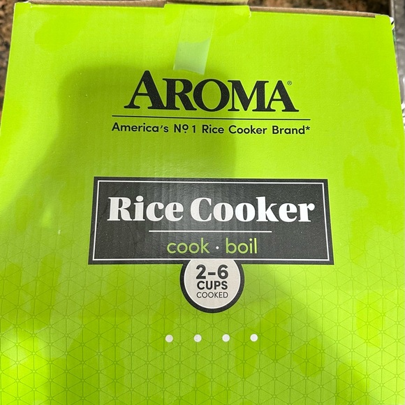 Aroma 2 6 Cup COOKED Cooker Pot Style White Non Stick Cooks and Boils - NEW - Picture 2 of 9